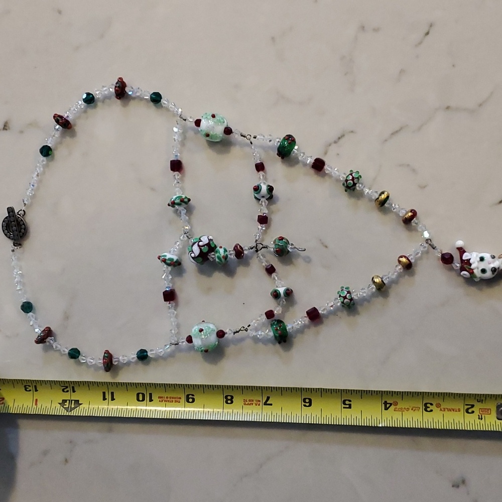 Vintage, Holiday Glass Bead Necklace
